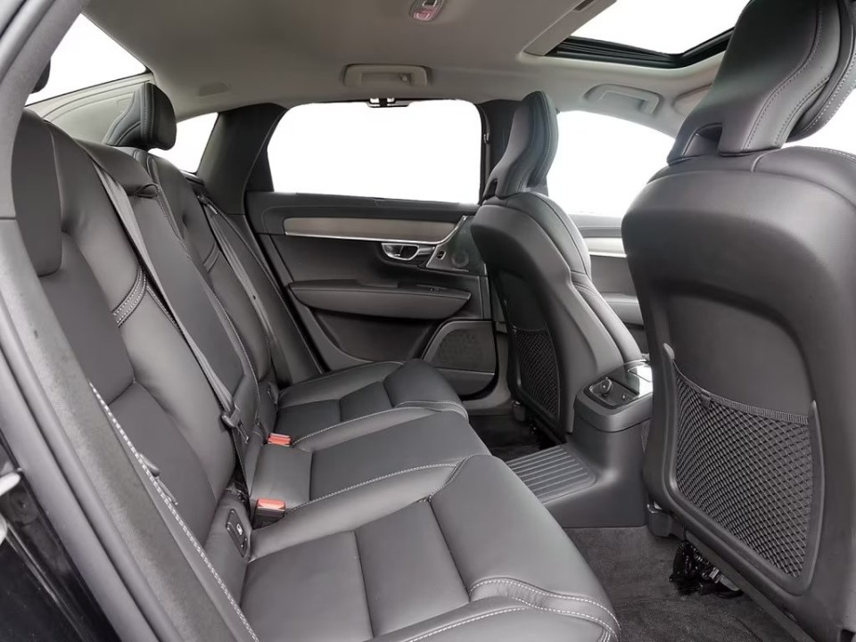 Volvo S90 T8 Recharge AWD Ultimate Dark - foto 19
