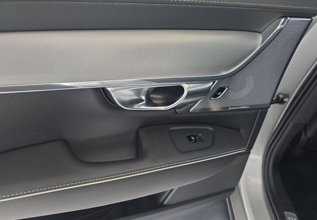 Volvo S90 T8 Recharge AWD Ultimate Dark - foto 16