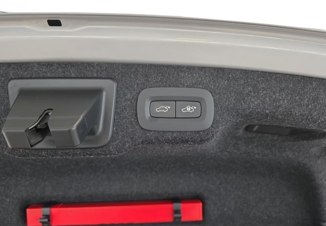 Volvo S90 T8 Recharge AWD Ultimate Dark - foto 20