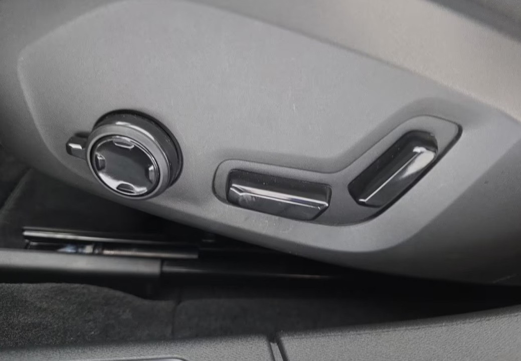 Volvo S90 T8 Recharge AWD Ultimate Dark - foto 19