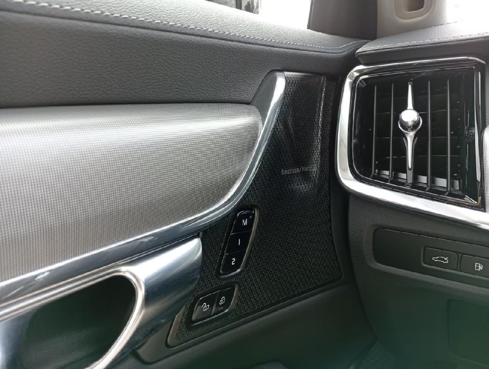 Volvo S90 T8 Recharge AWD Ultimate Dark - foto 15