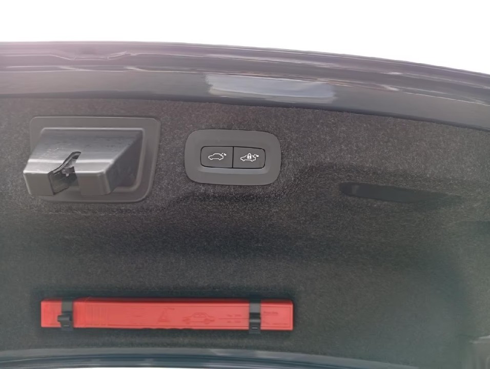 Volvo S90 T8 Recharge AWD Ultimate Dark - foto 20