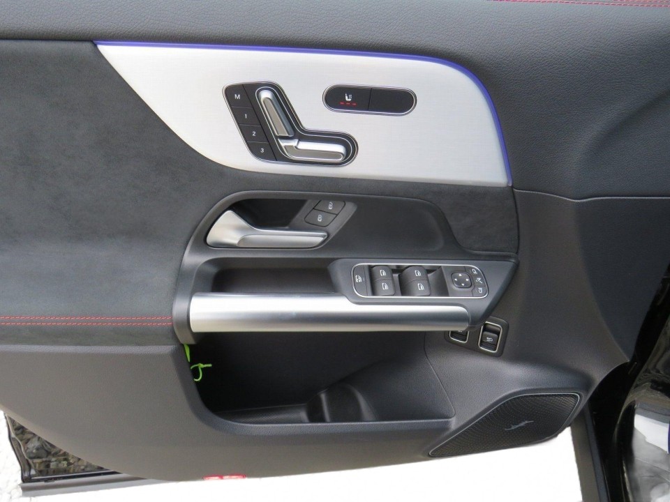 Mercedes-Benz GLA 250e AMG Line - foto 22