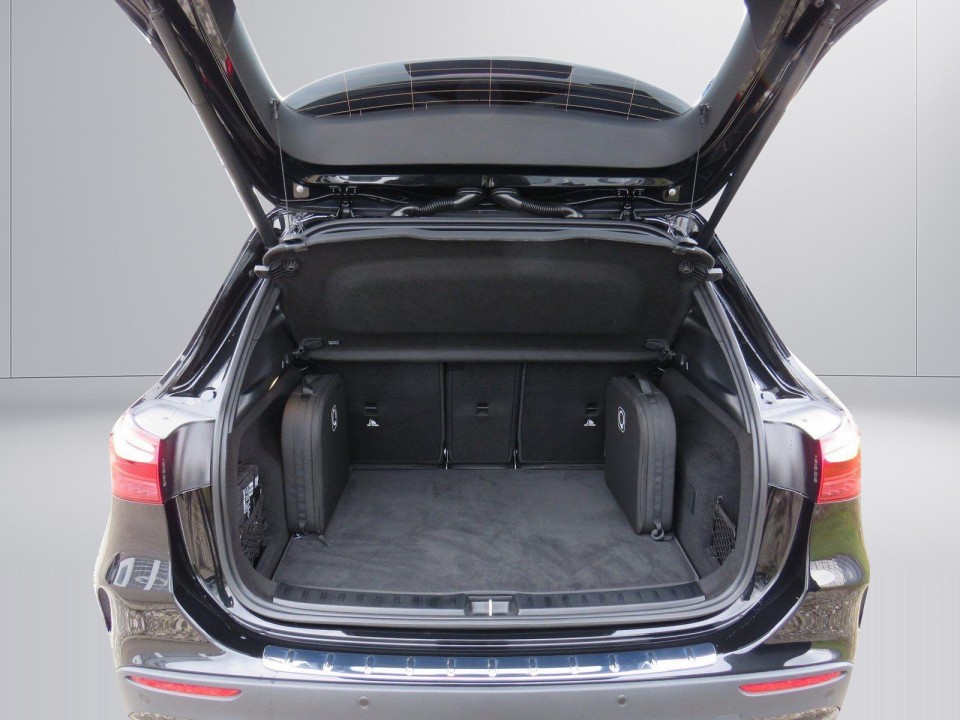 Mercedes-Benz GLA 250e AMG Line - foto 27