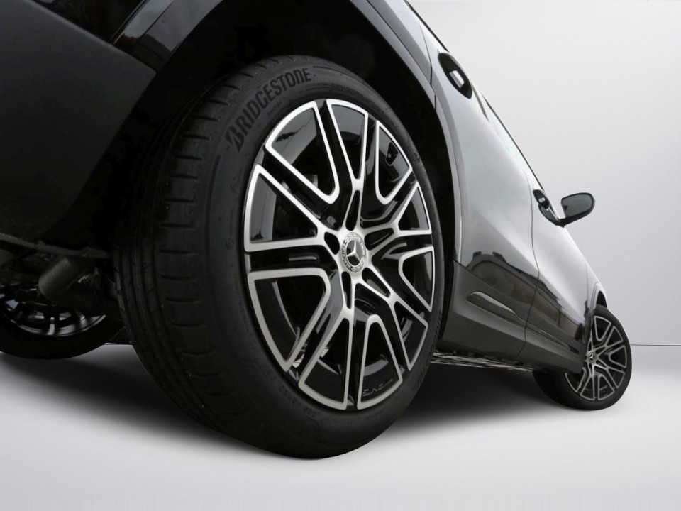 Mercedes-Benz GLA 220d 4MATIC AMG Line - foto 22