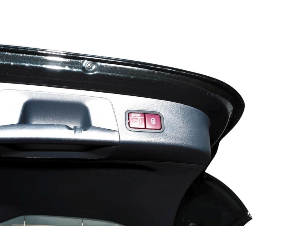 Mercedes-Benz GLA 220d 4MATIC AMG Line - foto 19