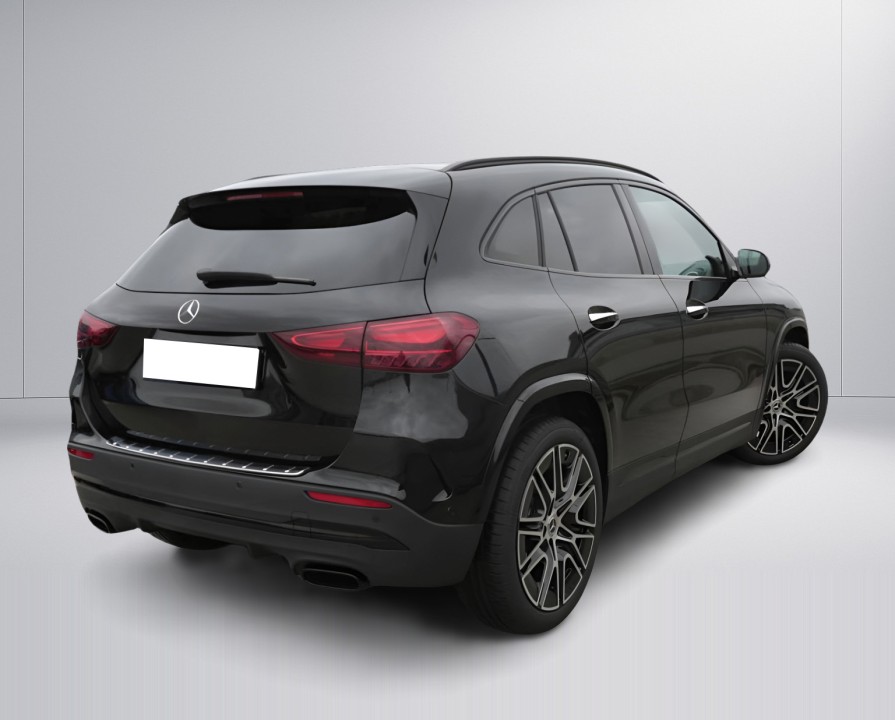 Mercedes-Benz GLA 220d 4MATIC AMG Line (3)