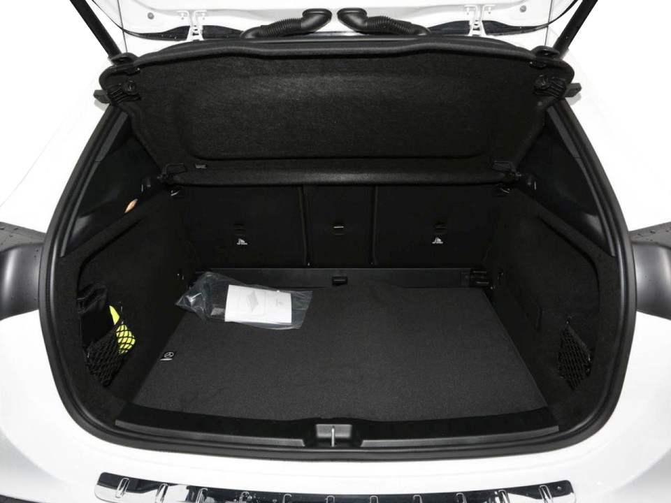 Mercedes-Benz GLA 220d 4MATIC AMG Line - foto 20