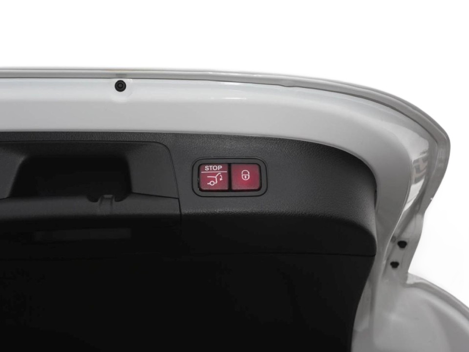 Mercedes-Benz GLA 220d 4MATIC AMG Line - foto 19