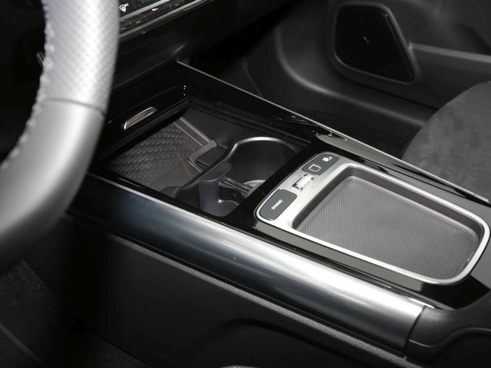 Mercedes-Benz GLA 220d 4MATIC AMG Line - foto 14