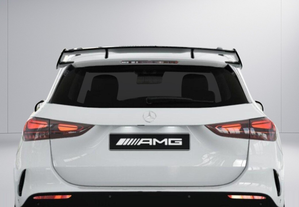 Mercedes-Benz GLA AMG 35 4MATIC - foto 7