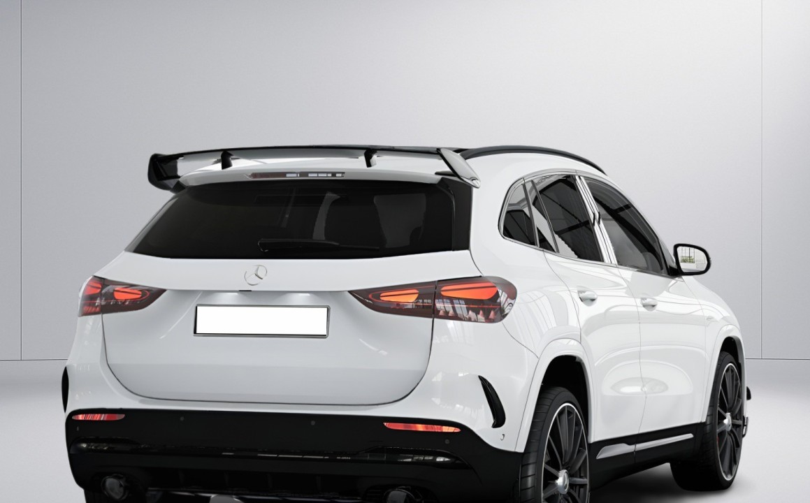 Mercedes-Benz GLA AMG 35 4MATIC - foto 8