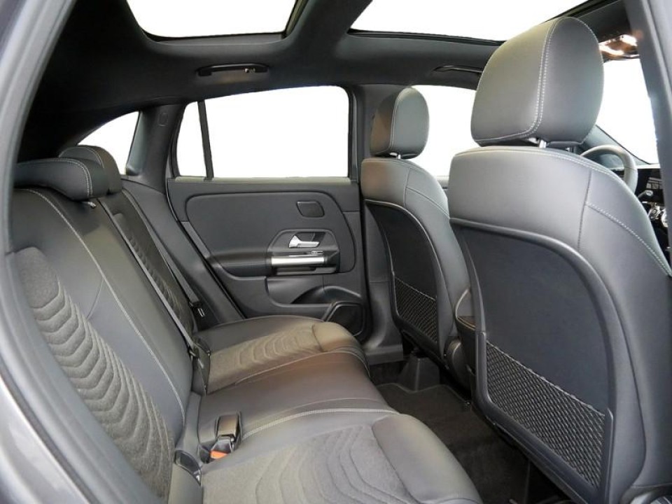 Mercedes-Benz GLA 200d (5)