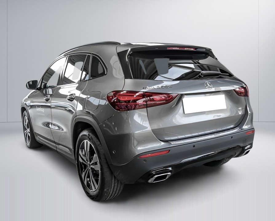 Mercedes-Benz GLA 200d (3)