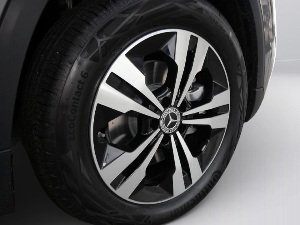 Mercedes-Benz GLA 200d - foto 18