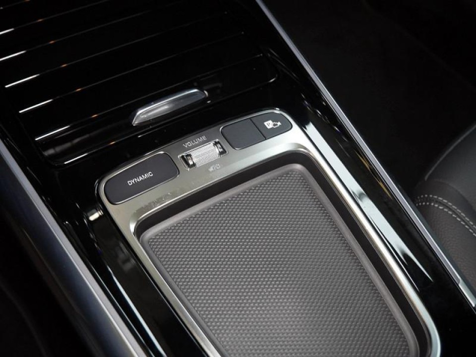 Mercedes-Benz GLA 200d - foto 10