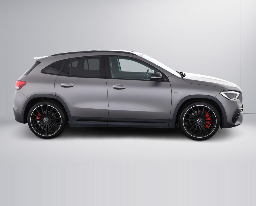 Mercedes-Benz GLA AMG 45s 4MATIC (2)