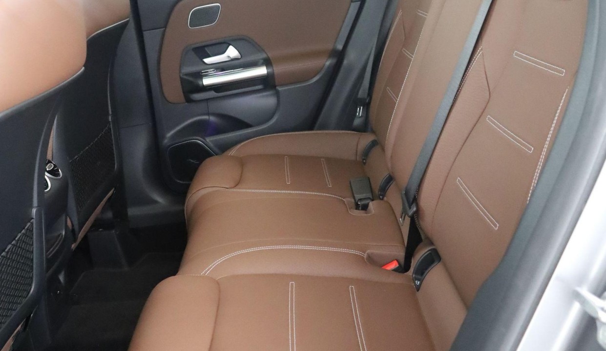 Mercedes-Benz GLA AMG 45s 4MATIC - foto 11