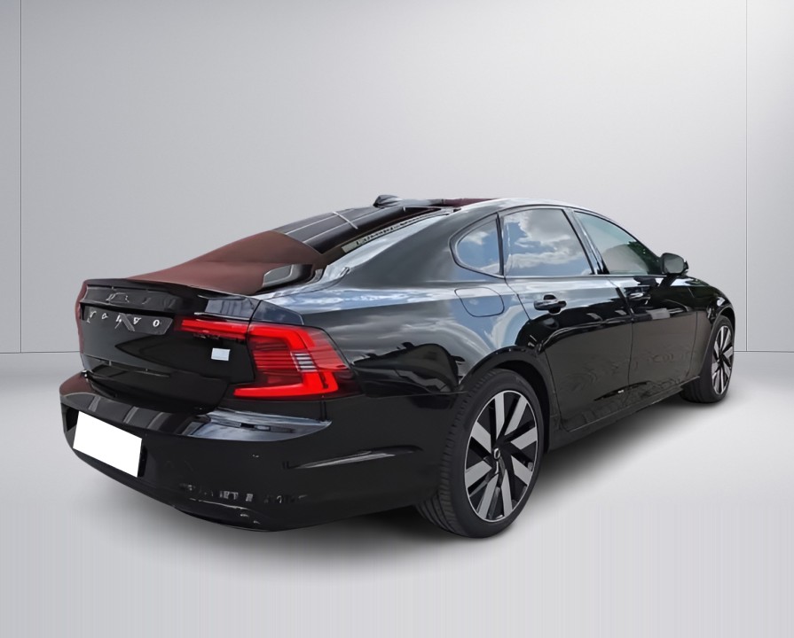 Volvo S90 T8 Recharge AWD Plus Dark (2)