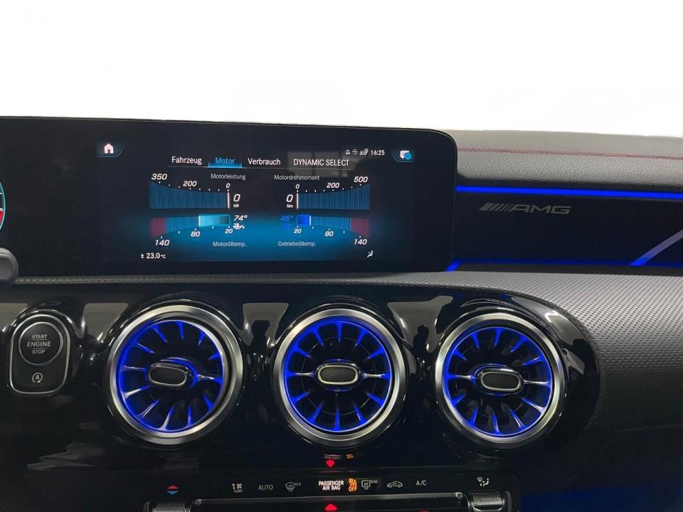 Mercedes-Benz CLA AMG 45 4MATIC - foto 22