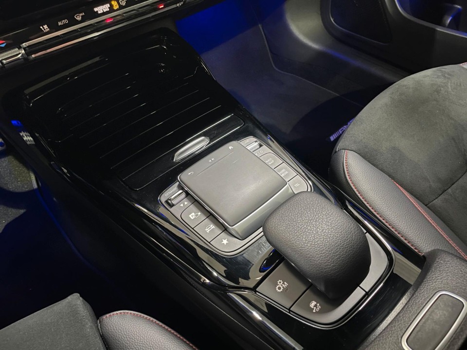 Mercedes-Benz CLA AMG 45 4MATIC - foto 16