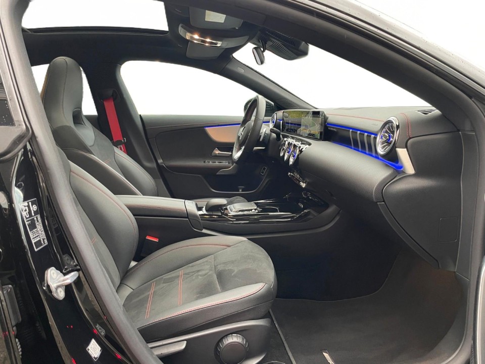 Mercedes-Benz CLA AMG 45 4MATIC - foto 12