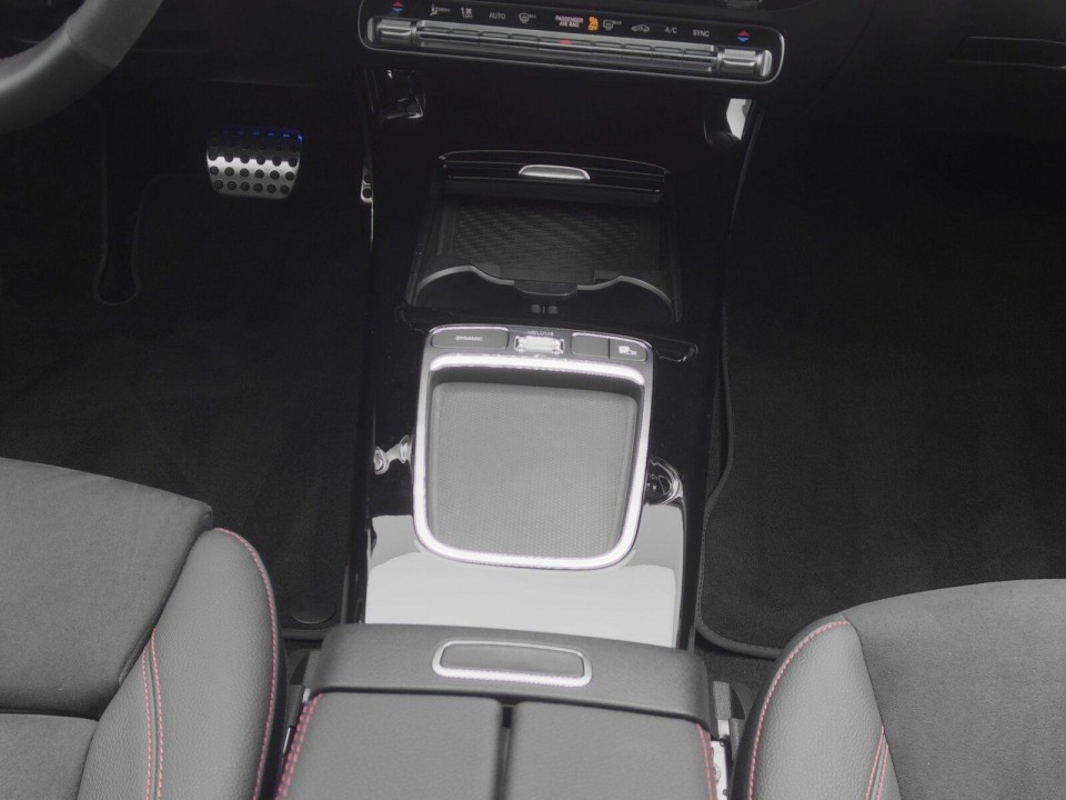 Mercedes-Benz CLA AMG 35 4MATIC Shooting Brake - foto 16