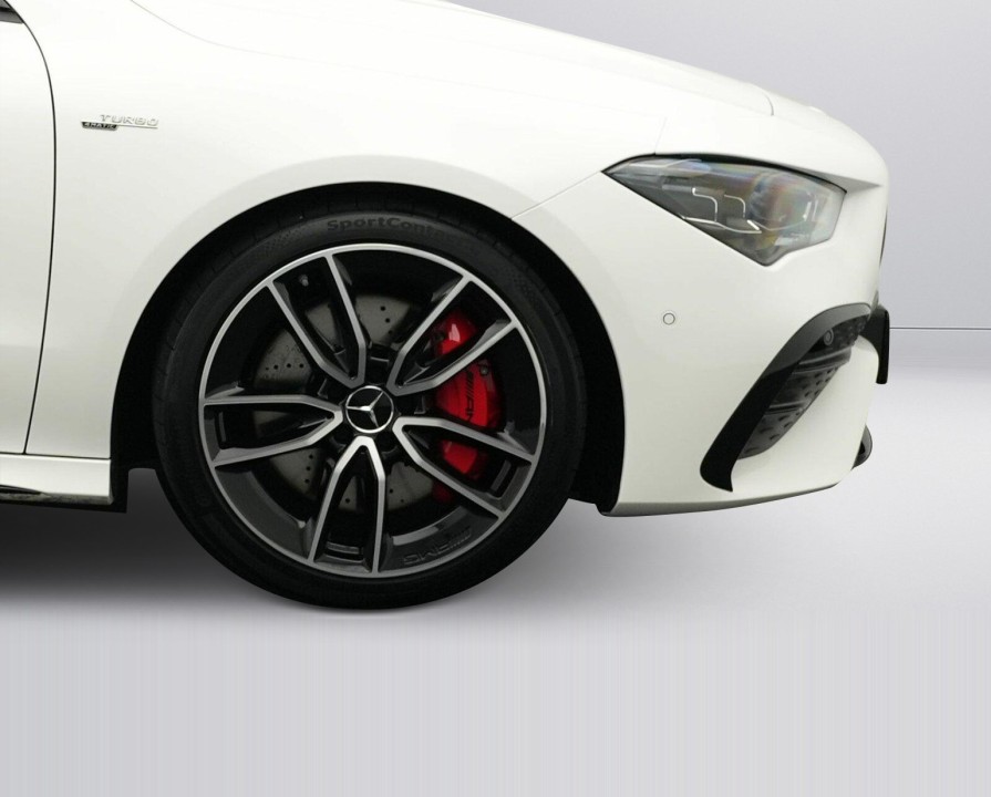 Mercedes-Benz CLA AMG 35 4MATIC Shooting Brake - foto 21