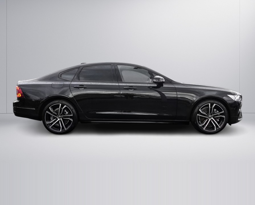 Volvo S90 T8 Recharge AWD Plus Dark (3)