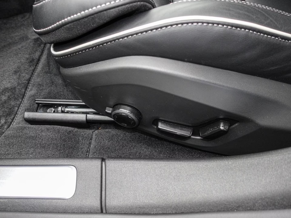 Volvo S90 T8 Recharge AWD Plus Dark - foto 15