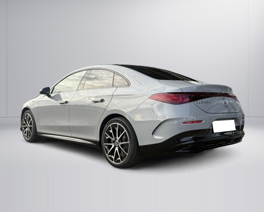 Mercedes-Benz CLA 350 4MATIC EQ (3)