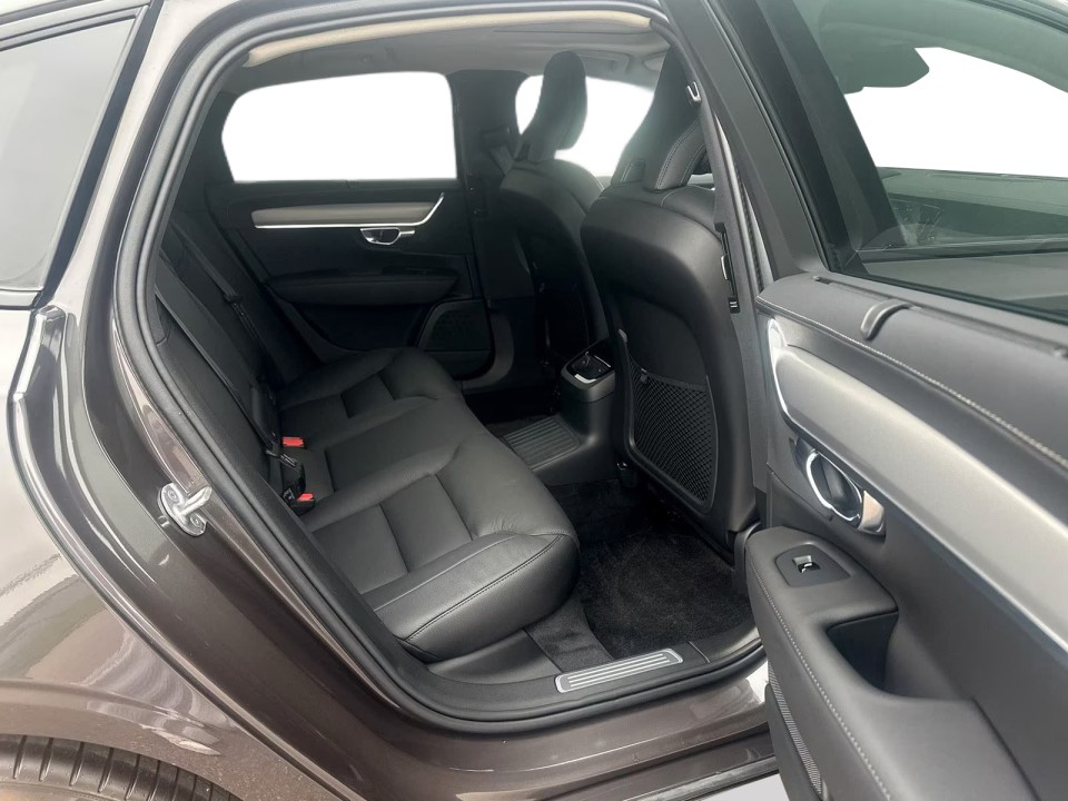 Volvo S90 T8 Recharge AWD Plus Dark - foto 6