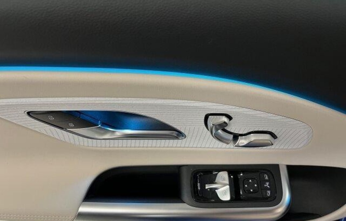 Mercedes-Benz CLA 250 EQ - foto 16