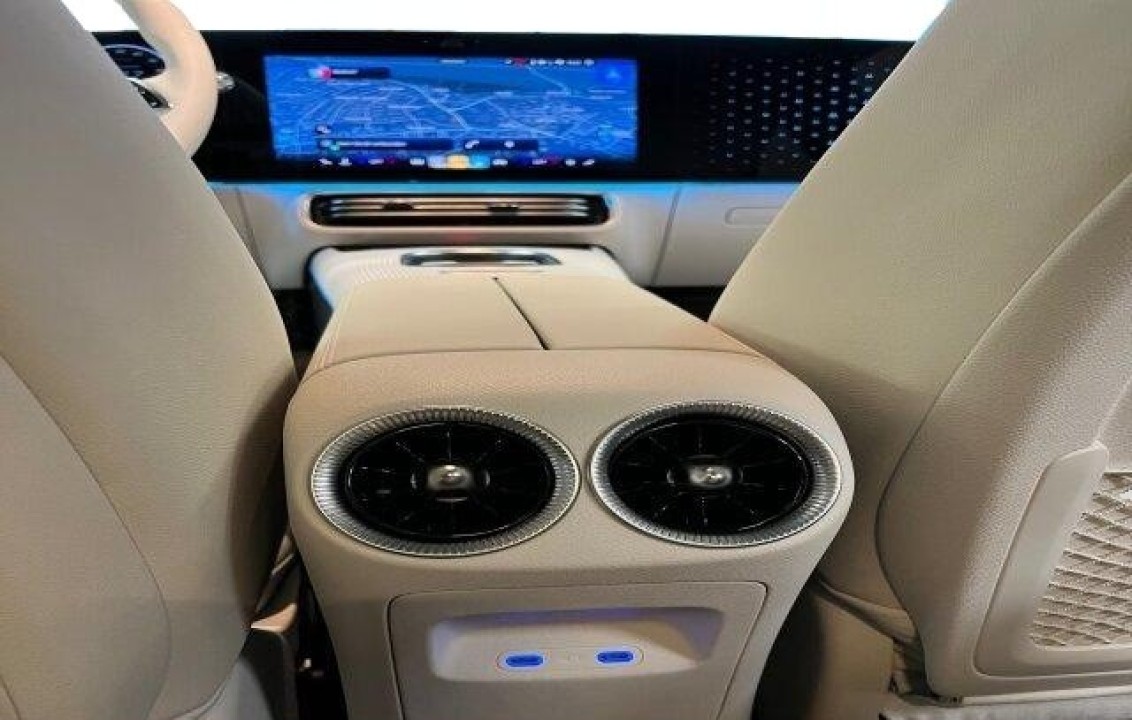 Mercedes-Benz CLA 250 EQ - foto 14