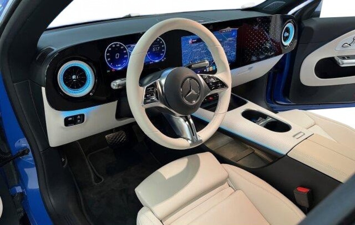 Mercedes-Benz CLA 250 EQ - foto 9
