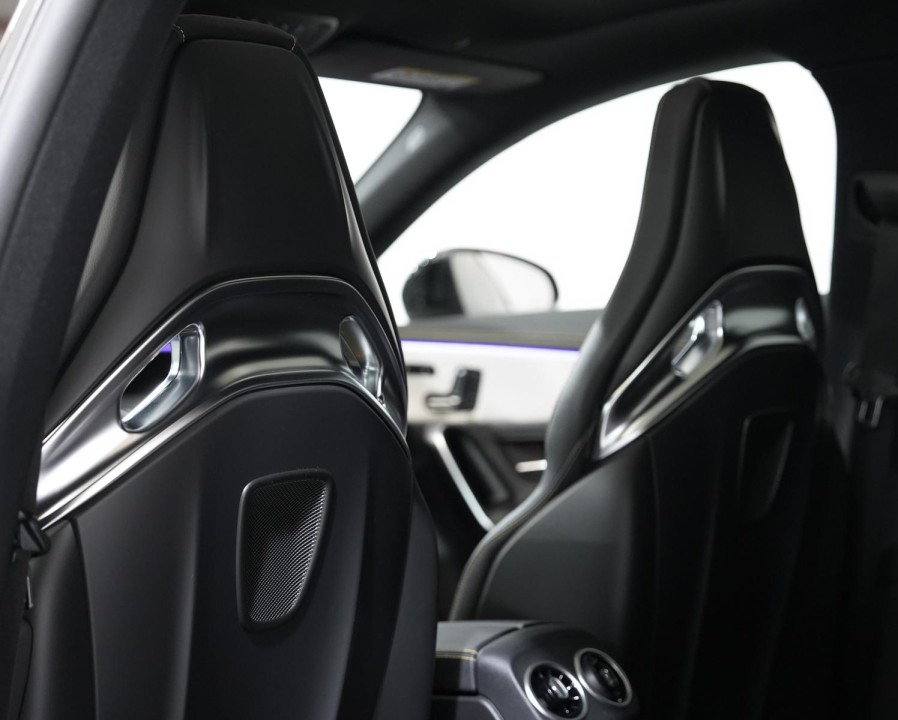 Mercedes-Benz CLA AMG 45s 4MATIC - foto 13