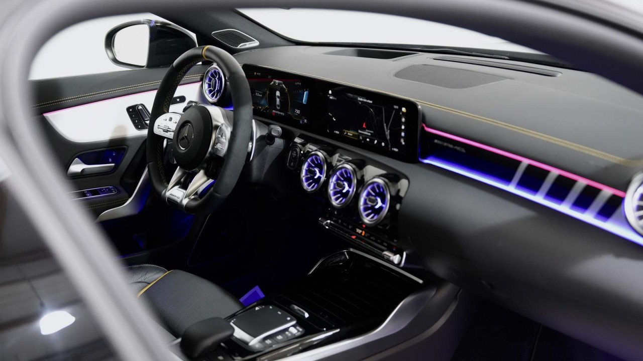 Mercedes-Benz CLA AMG 45s 4MATIC - foto 15