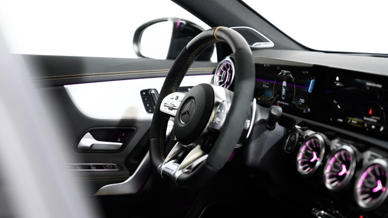 Mercedes-Benz CLA AMG 45s 4MATIC - foto 16