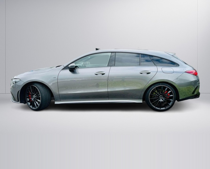 Mercedes-Benz CLA AMG 35 4MATIC Shooting Brake (3)