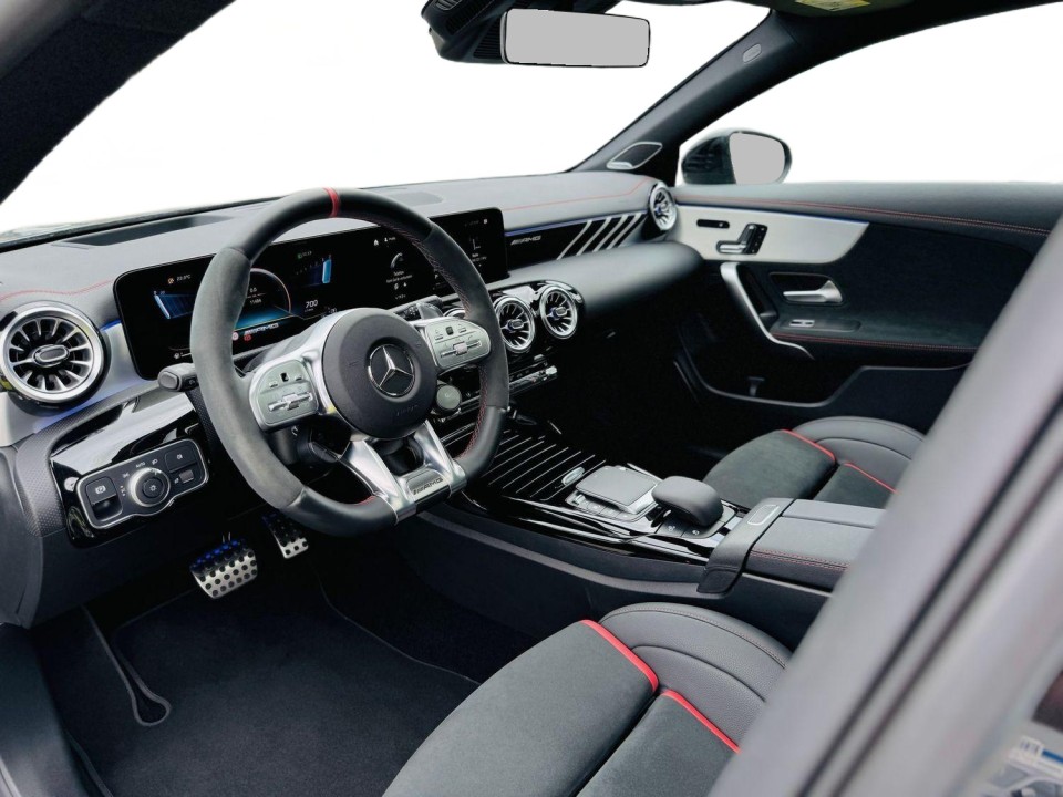Mercedes-Benz CLA AMG 35 4MATIC Shooting Brake - foto 7