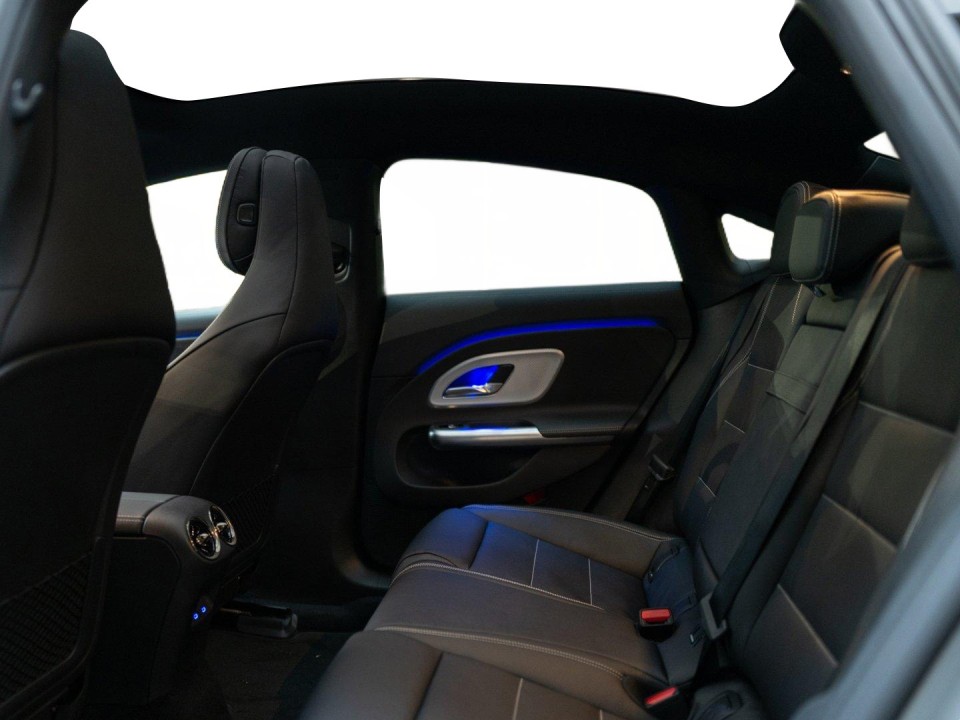 Mercedes-Benz CLA 250 EQ - foto 9