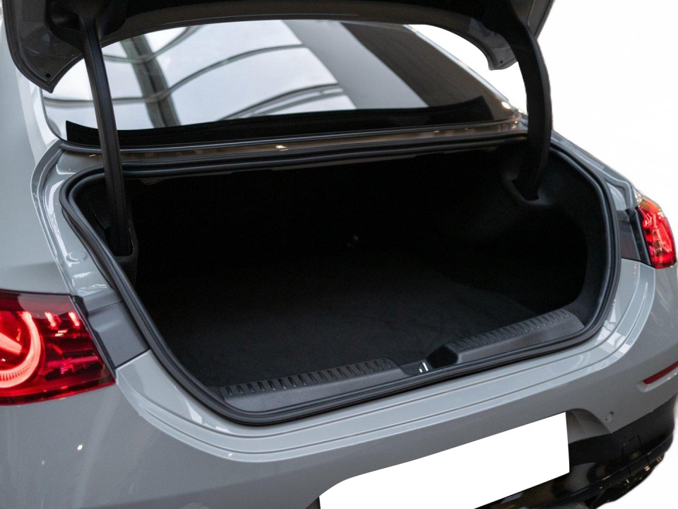 Mercedes-Benz CLA 250 EQ - foto 24