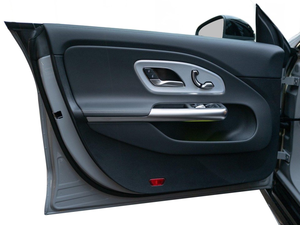 Mercedes-Benz CLA 250 EQ - foto 20