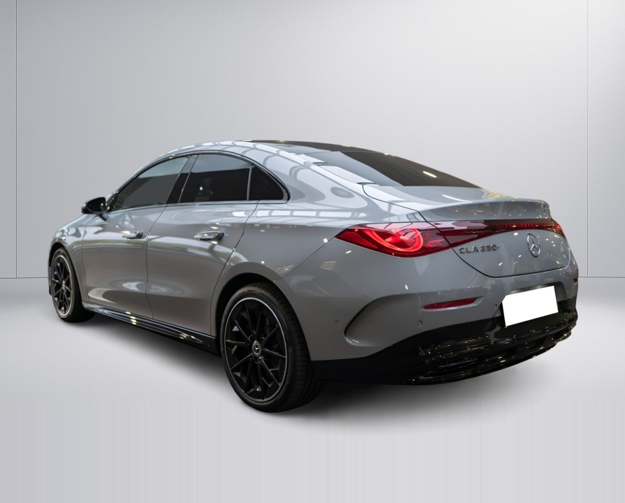 Mercedes-Benz CLA 250 EQ (4)