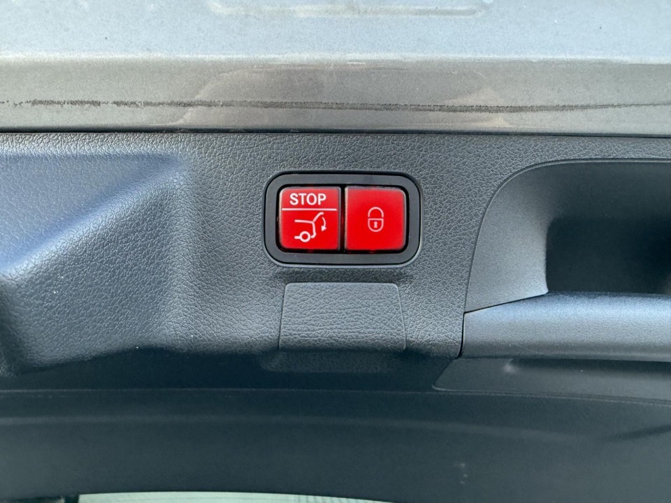 Mercedes-Benz CLA AMG 45s 4MATIC Shooting Brake - foto 30