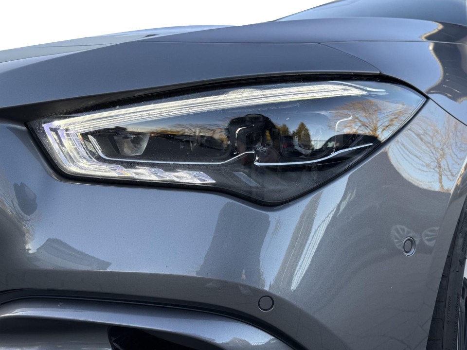 Mercedes-Benz CLA AMG 45s 4MATIC Shooting Brake - foto 26