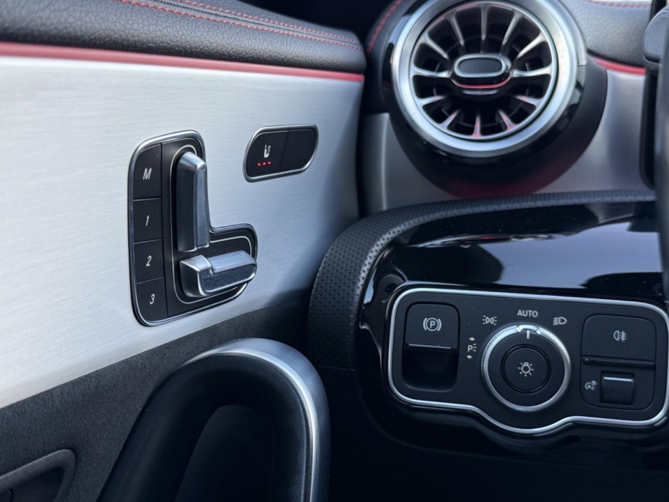 Mercedes-Benz CLA AMG 45s 4MATIC Shooting Brake - foto 19