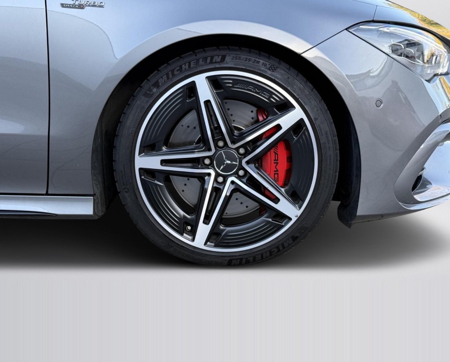 Mercedes-Benz CLA AMG 45s 4MATIC Shooting Brake - foto 34