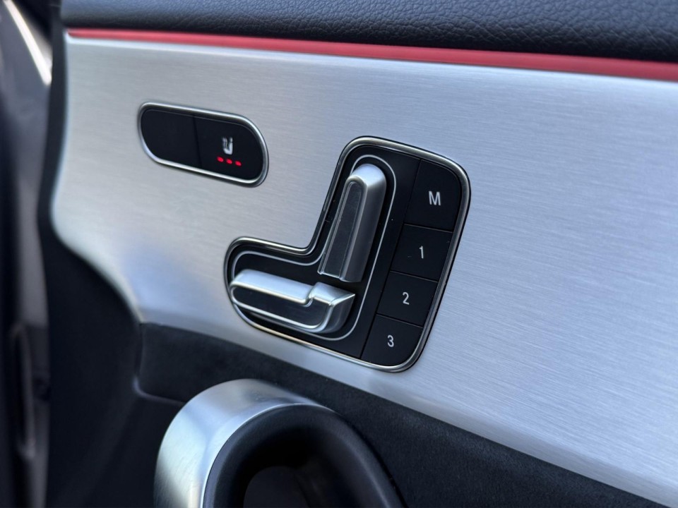 Mercedes-Benz CLA AMG 45s 4MATIC Shooting Brake - foto 21