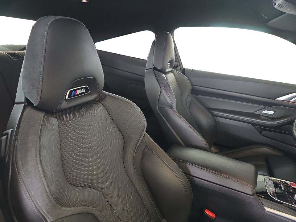 BMW M4 Competition - foto 12